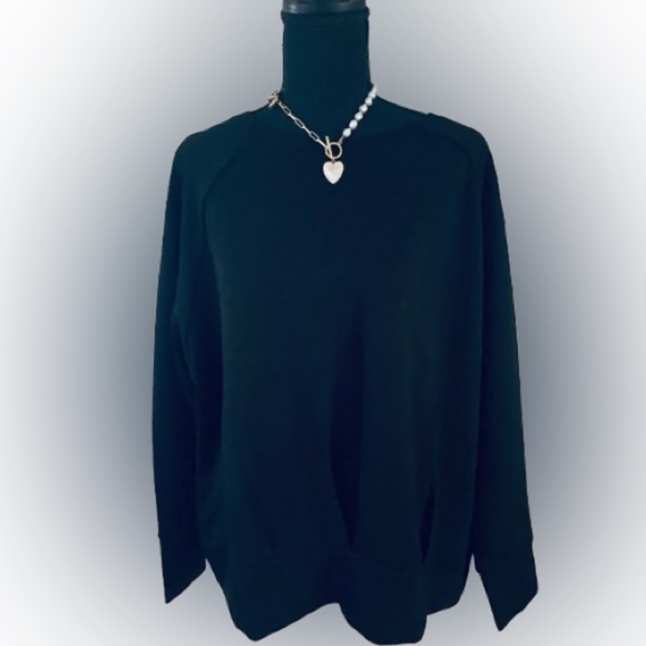 T Tahari Brand new Plus Size Elegant Black Crew Neck Sweater - Picture 1 of 11